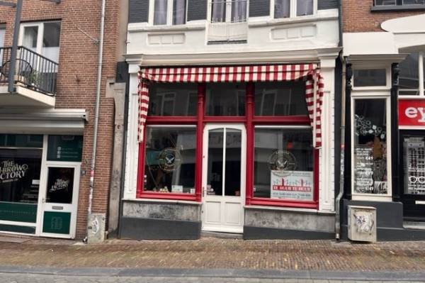 Winkelruimte Stikke Hezelstraat 26 Nijmegen