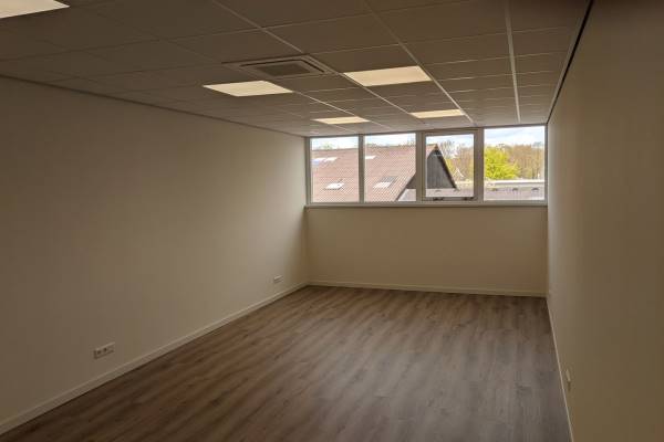 Bedrijfsruimte Kerkweg 221 Heemskerk