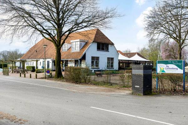 Bedrijfsruimte Heuvelweg 9 Luttenberg