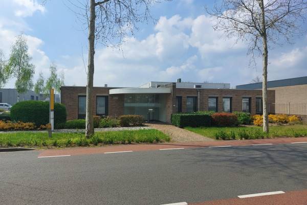 Bedrijfsruimte Frontstraat 11 Uden