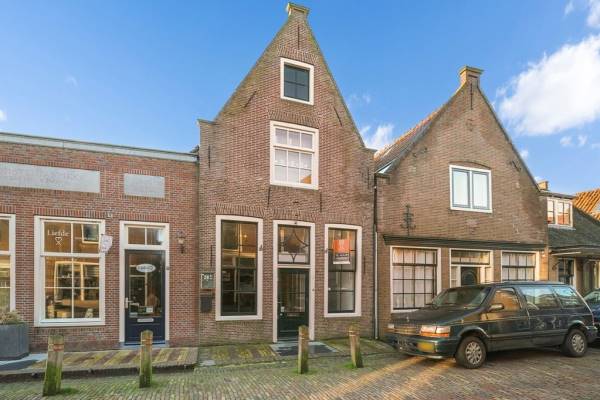 Winkelruimte Zuideinde 28 Monnickendam