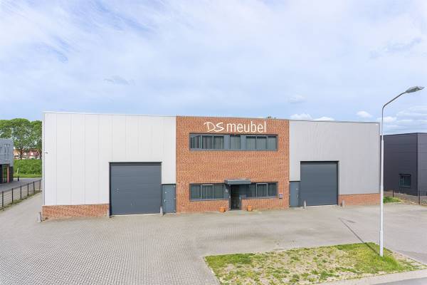 Bedrijfsruimte De Onderstal 9 Beneden-Leeuwen