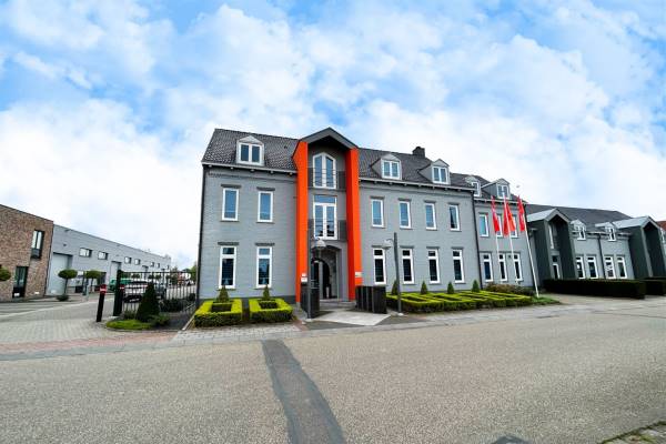 Kantoorruimte Pastoor Cramerstraat 2 Echt