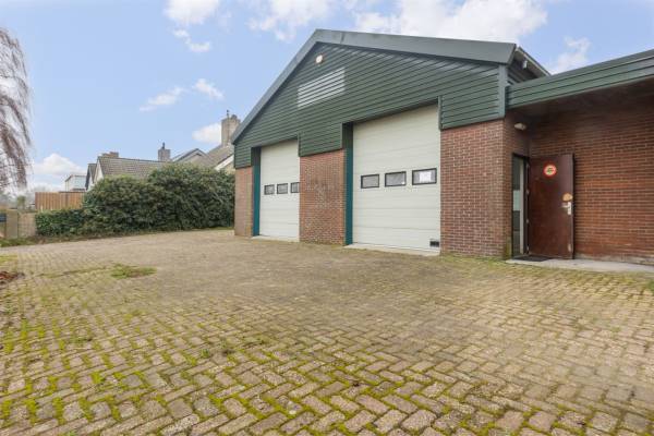 Bedrijfsruimte Rijswaardsedijk 16 Zwartewaal