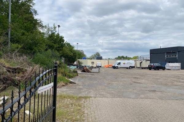 Verhard buitenterrein Lage Weide 2 Hengelo (OV)