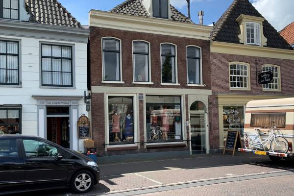 Winkelruimte Nieuwstad 66 en 68 Weesp