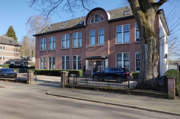 Kantoorruimte Prof. R&#246;ntgenstraat 8 Apeldoorn