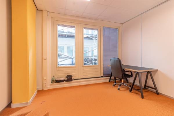 Kantoorruimte Stationsstraat 1 P 2 Roelofarendsveen