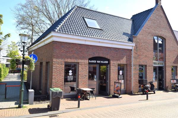 Winkelruimte Dorpsstraat 27 Zoeterwoude