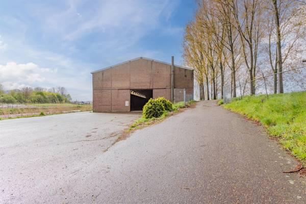 Bedrijfsruimte West-Havendijk 124 Steenbergen (NB)