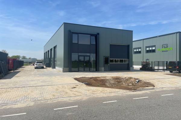 Bedrijfsruimte Bouwstraat 17 Haaksbergen