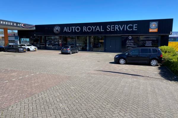 Bedrijfsruimte Raadhuislaan 23 Grootebroek