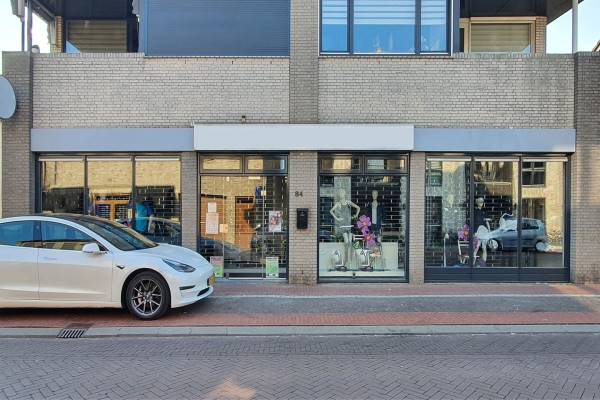 Winkelruimte Dorpsstraat 84 St. Willebrord