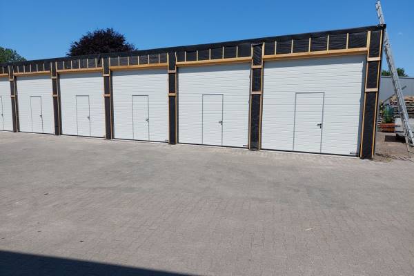 Bedrijfsruimte Meerweg 12 Tynaarlo