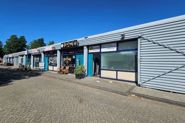 Winkelruimte Markerkant 12 6 01 Almere