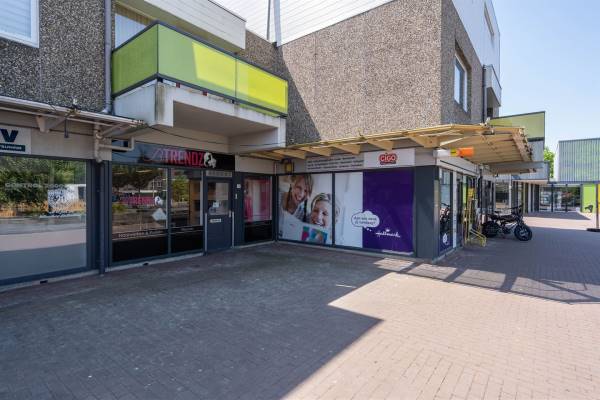 Winkelruimte Dorpsplein 54 Duivendrecht