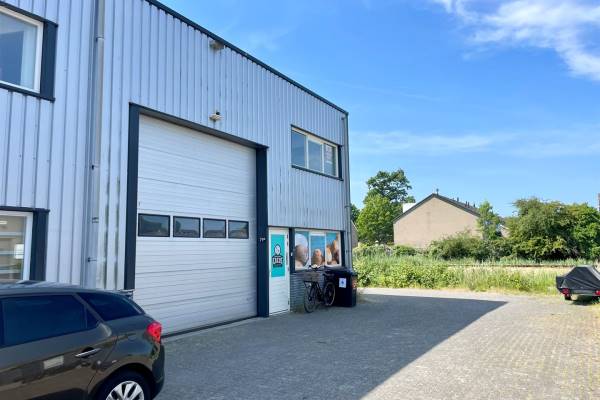 Bedrijfsruimte de Oude Veiling 79E Zwaag