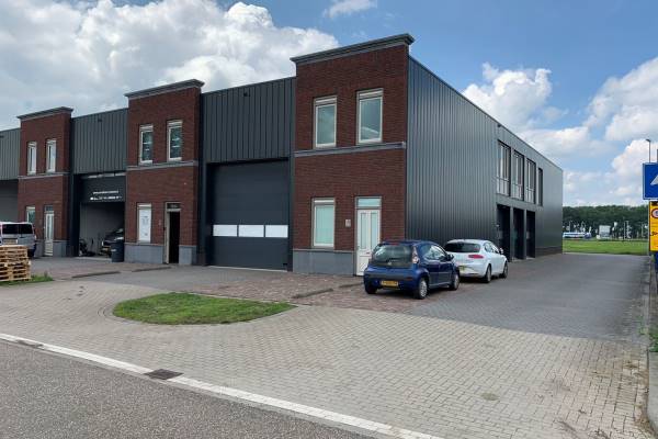 Bedrijfsruimte Productiestraat 34 Giessen