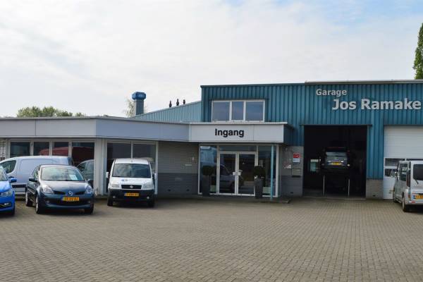 Bedrijfsruimte C. Huygensstraat 16 Heino
