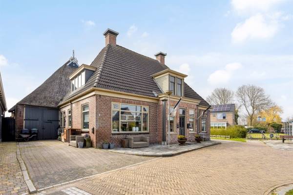 Bedrijfsruimte Nijbuorren 8 Ternaard