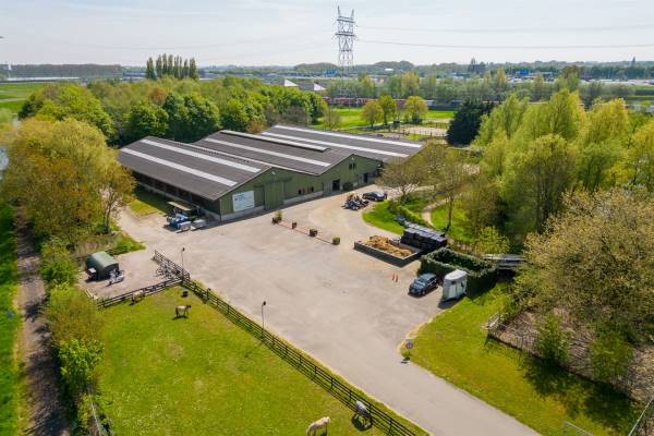 Agrarisch bedrijf Kooiwalbos 1 Barendrecht