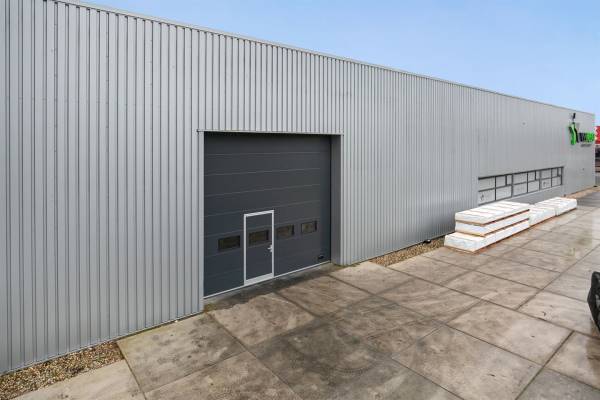 Bedrijfsruimte Spoorstraat 35 &#39;t Harde