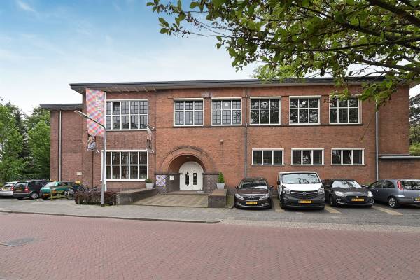 Maatschappelijk vastgoed Badhuislaan 10 1- 3 Hilversum
