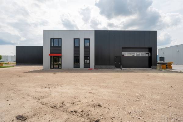 Bedrijfsruimte Zwedenweg 2A Hardenberg