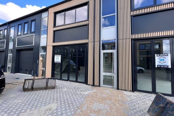 Bedrijfsruimte Raasdorperweg 152N Lijnden