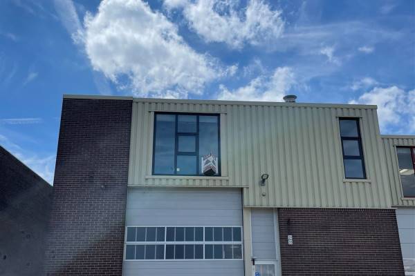 Bedrijfsruimte Ambachtenstraat 31 Ouderkerk aan de Amstel