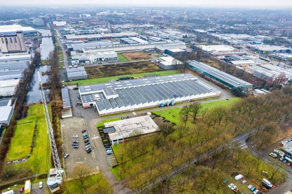 Bedrijfsruimte Lage Dijk 13 Helmond