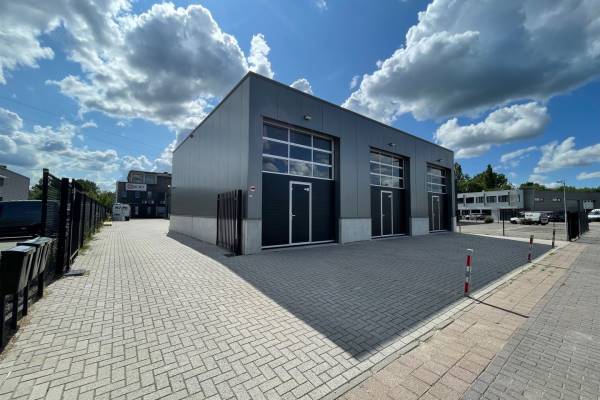 Bedrijfsruimte Schapendreef 24 Breda