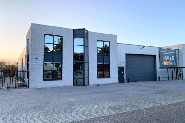 Bedrijfsruimte EG-weg 10 12 Zuidbroek