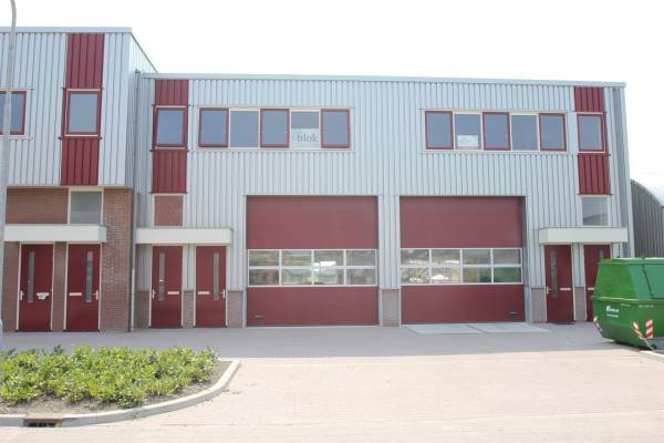 Kantoorruimte M.C. van Voordenstraat 20kantoor De Rijp