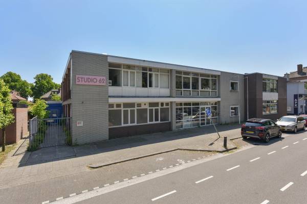 Bedrijfsruimte Johan van Oldenbarneveltlaan 62 Zeist