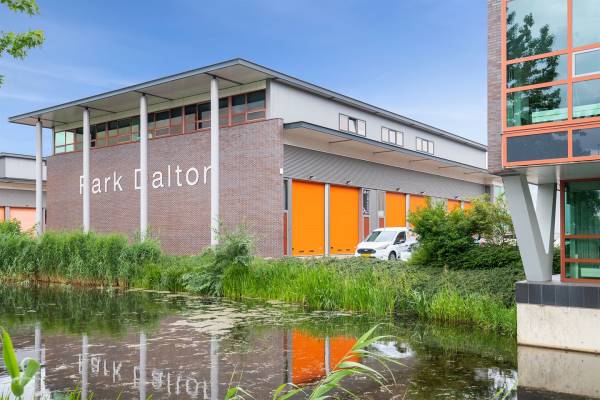 Bedrijfsruimte Daltonstraat 38 Zwijndrecht