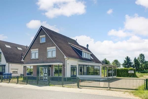 Winkelruimte Honingveldsestraat 2 Driel