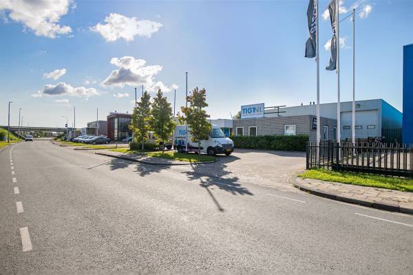 Bedrijfsruimte Plutoweg 7 Leeuwarden