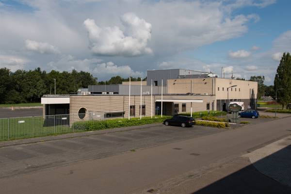 Bedrijfsruimte Amp&#232;relaan 4 Drachten