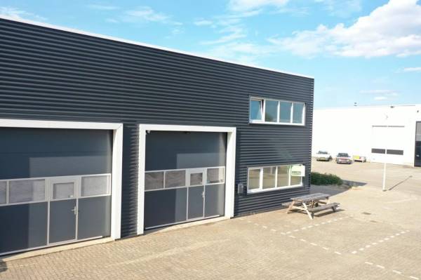 Bedrijfsruimte Pascalweg 16 Elst (GE)