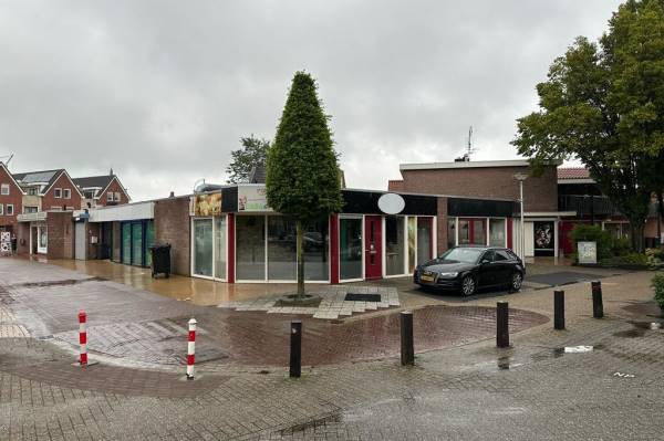 Winkelruimte Burgemeester Warnaarsstraat 3 Wierden