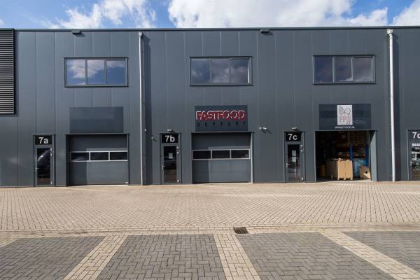 Bedrijfsruimte Riddererf 7B Nijkerk