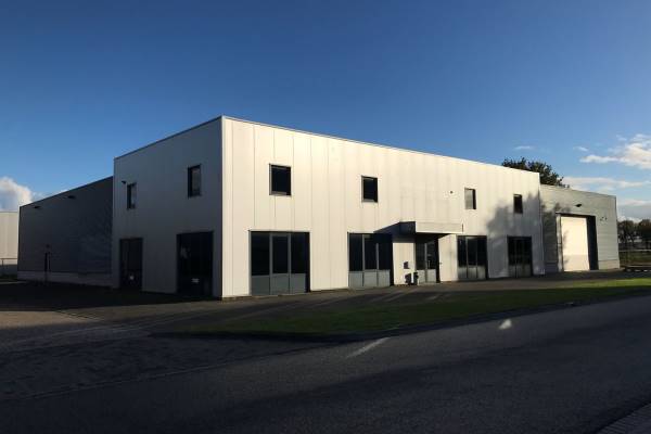 Bedrijfsruimte Biesbosbaan 3 Rijen