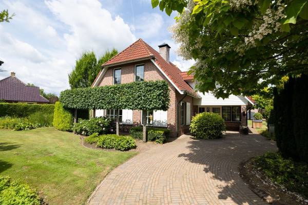 Bedrijfsruimte Lentheweg 5 Heino