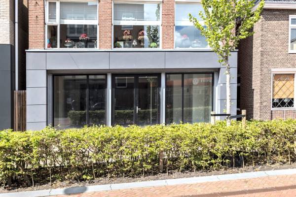 Winkelruimte De Kolk 11a Surhuisterveen