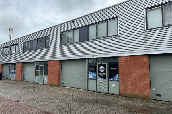 Bedrijfsruimte Paardemaat 21C Meppel
