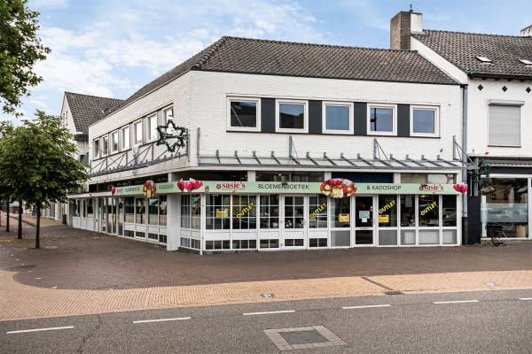 Winkelruimte Kerkstraat 36 Born