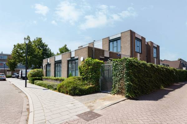 Maatschappelijk vastgoed Wilhelminastraat 1 Oud-Beijerland