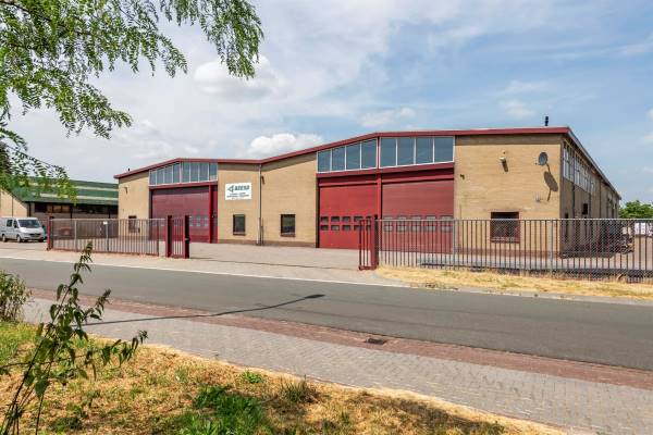 Bedrijfsruimte Rijnstraat 44 Geldermalsen