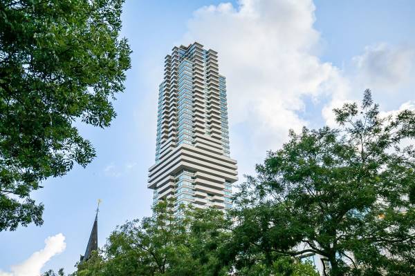 Winkelruimte Baan 38 &amp; 66 Rotterdam